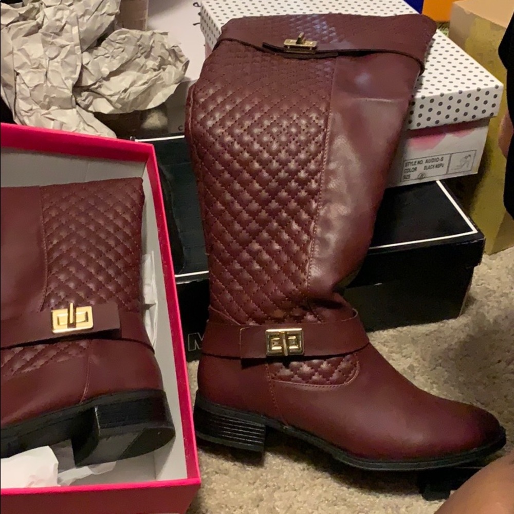 Tirana boots